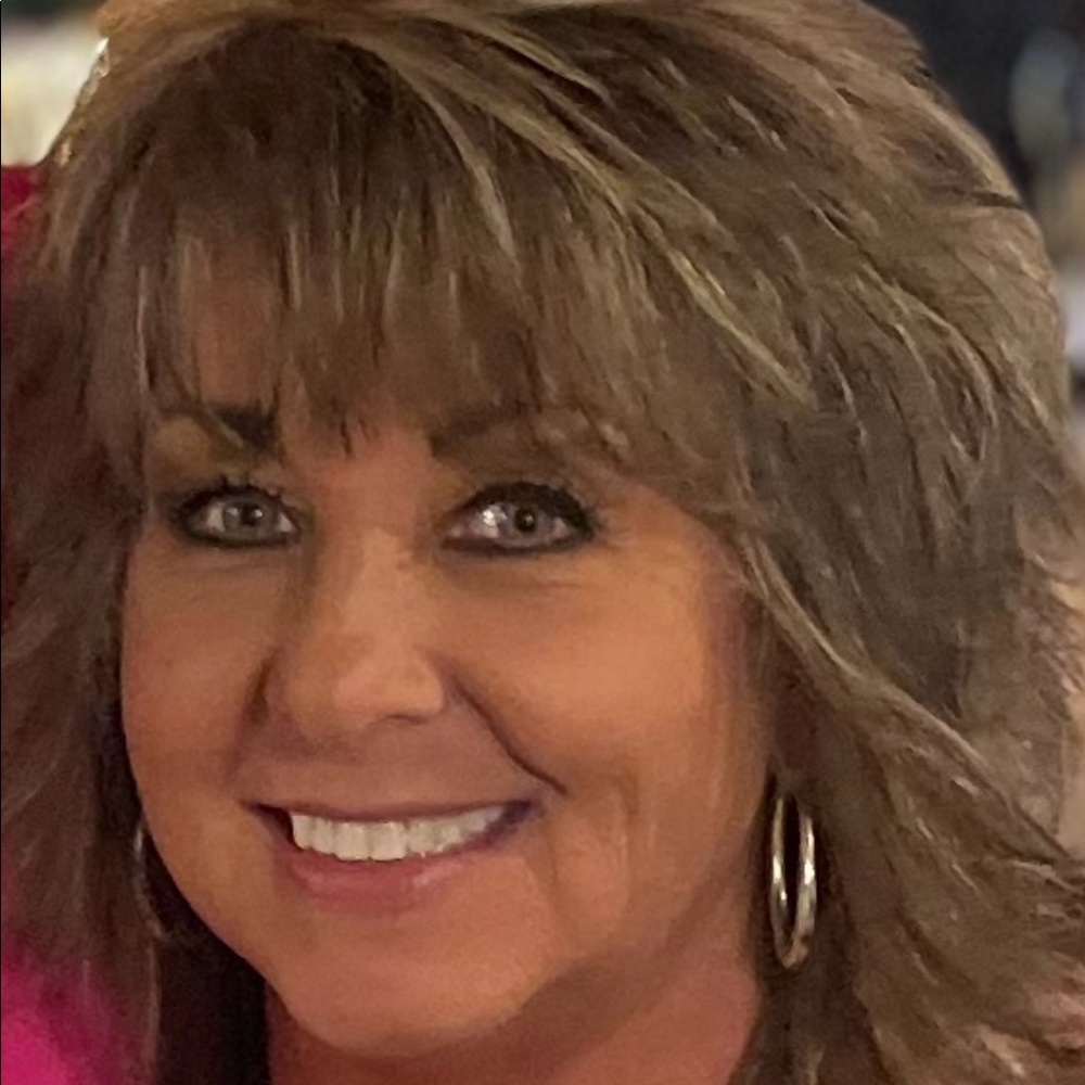 Meet your Posher, Lori